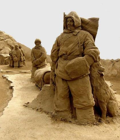 Песчаная скульптура девятая