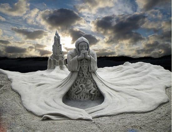 Skulptura-iz-peska-dvadtsat-pervaya