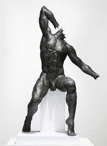 Yeong-Deok Seo. Скульптура из велосипедной цепи третья