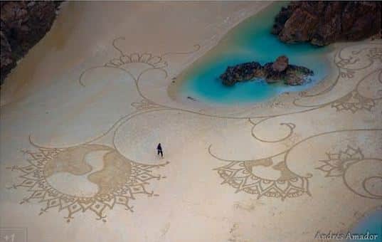 Andres Amador. Большие пляжные рисунки на песке. Девятнадцатый