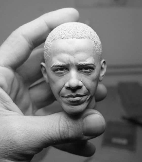 Adam Beane. Мини скульптура. Барак Обама. Голова.  2010