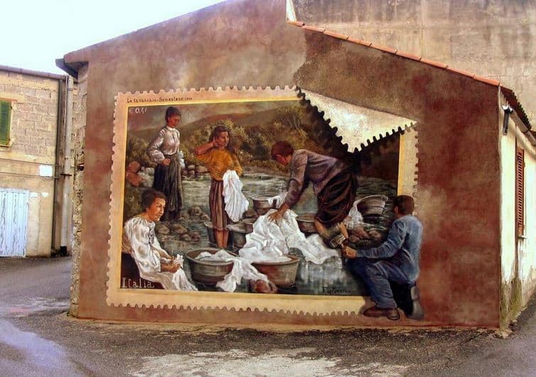 Расписные дома. Картины на стенах. Вторая роспись в городке Semestene. Сардиния